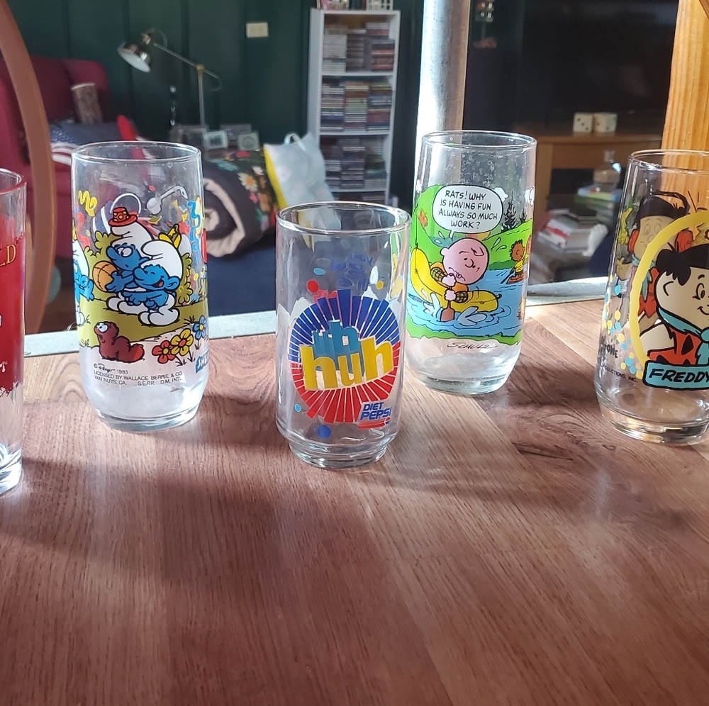 5 Lot Vintage 1980s Character Drinking Glasses
